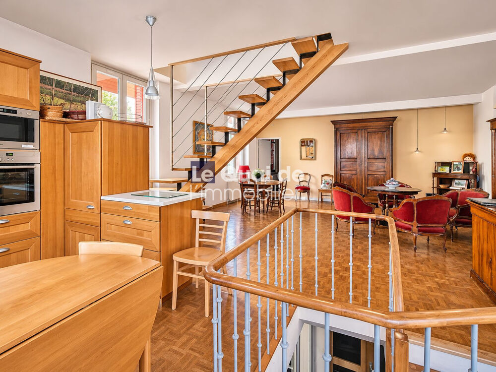 Vente Maison A VENDRE : MAISON 6 PIECES (197 m²) Grenoble