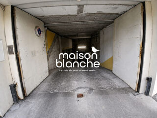  Parking / Garage à vendre 4 m²