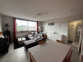  Appartement à louer 2 pièces 48 m²