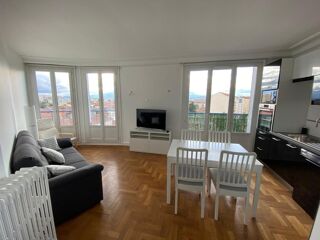  Appartement � louer 5 pi�ces 83 m�