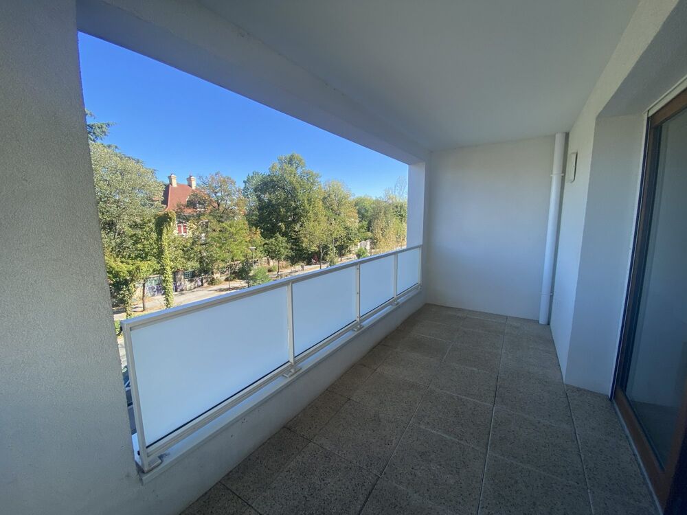 Location Appartement Très beau T2 Récent climatisé avec balcon et garage Villeurbanne