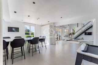  Maison � vendre 6 pi�ces 250 m�