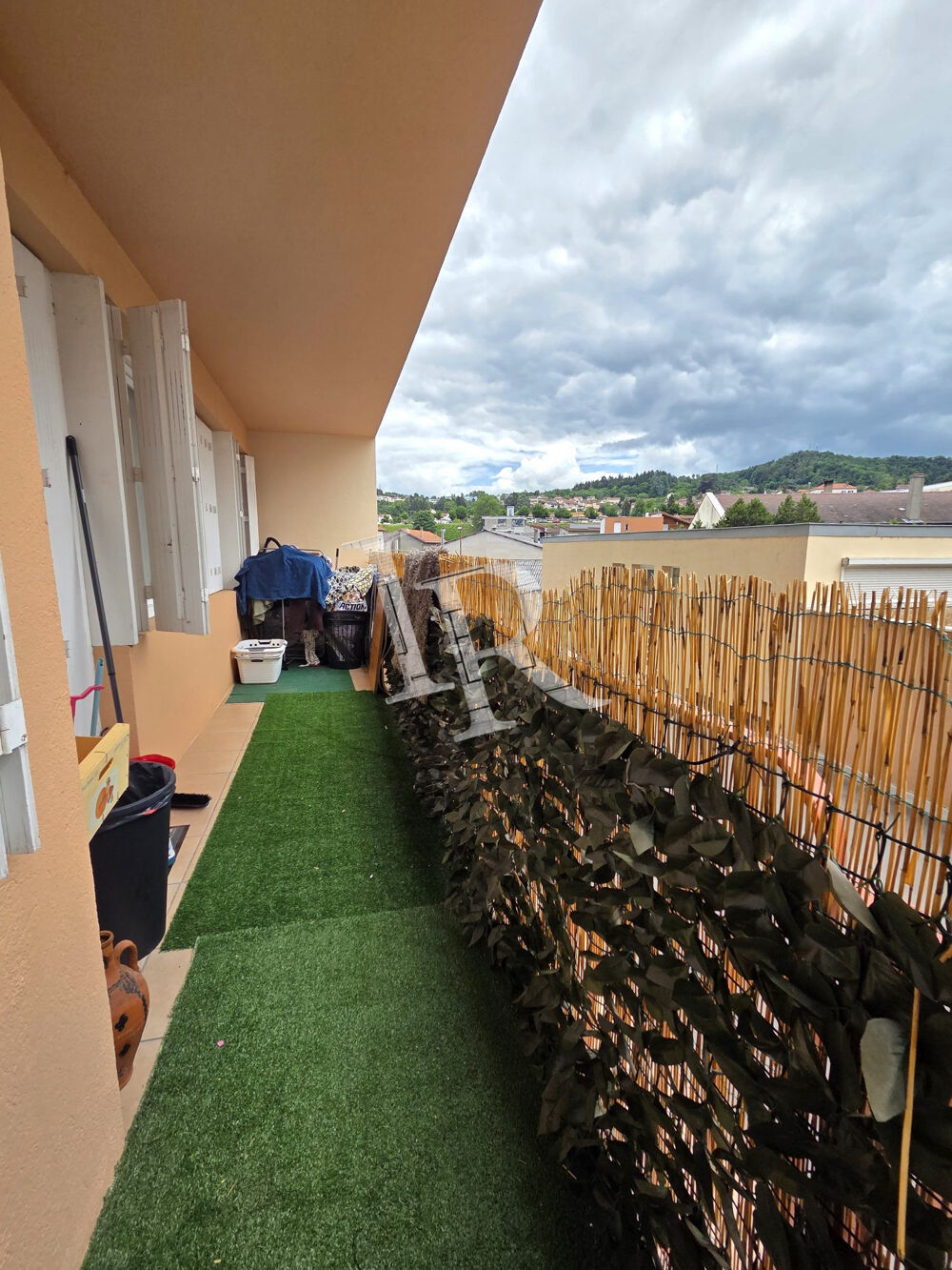 T4 avec balcon et garage