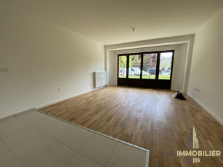  Appartement à louer 3 pièces 75 m²