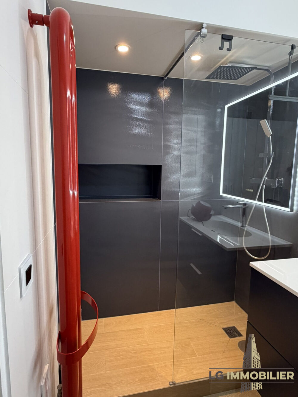 Location Appartement PARIS 11EME - TYPE 2 MEUBLE AVEC BALCON ET CAVE Paris 11