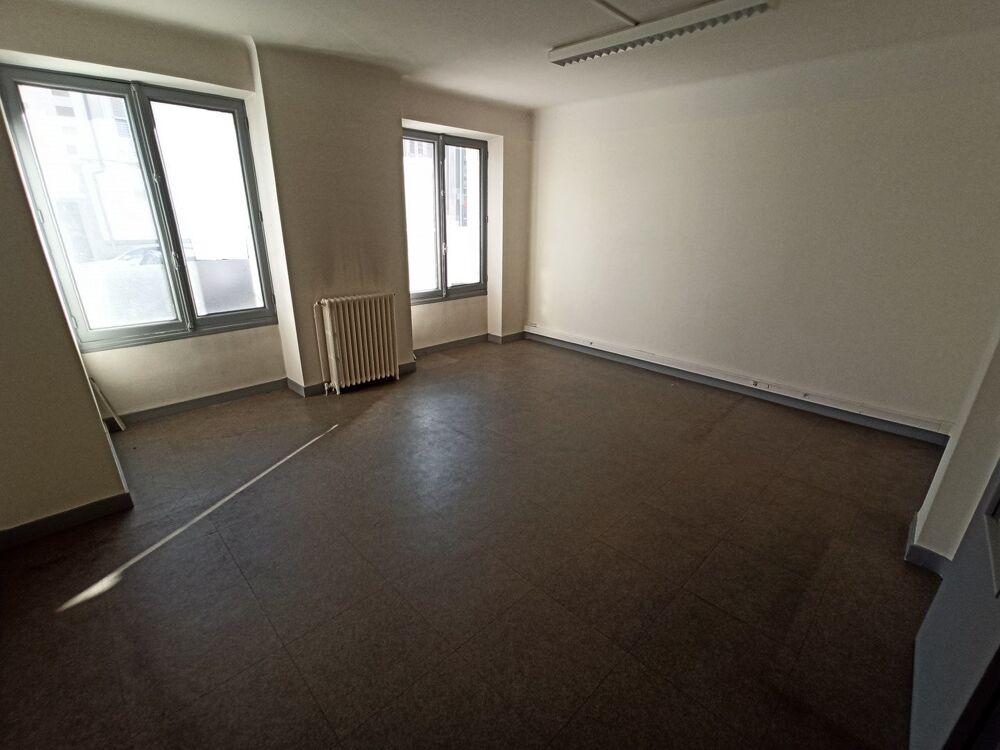   Location d'un plateau de bureaux de 130 m² à LIMOGES ! 