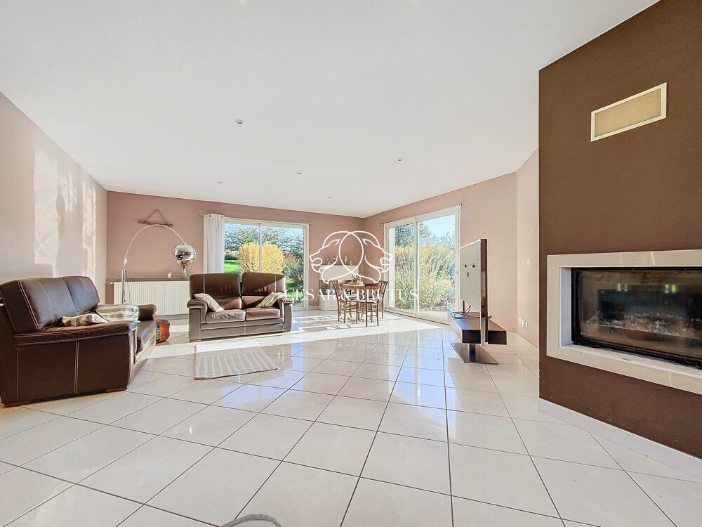 Maison 5 pièces 183 m² · à Marcilly-d'Azergues · 183 m² · 700 000 €
