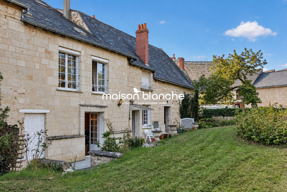 MAISON DE CARACTERE PROCHE DE L'ABBAYE DE FONTEVRAUD