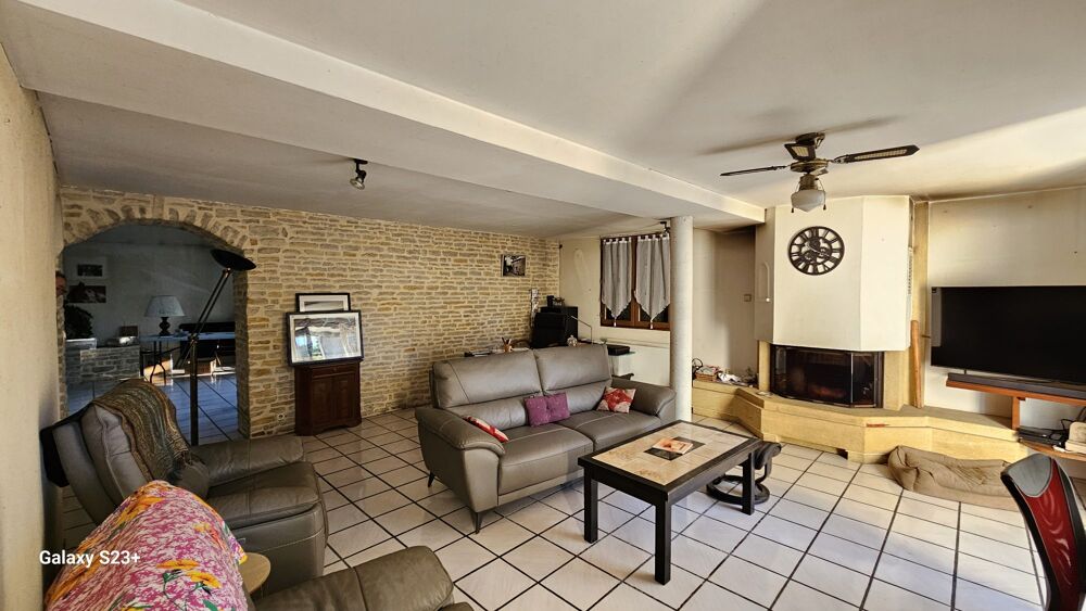 Vente Maison LONGERE DE 205 M² HAB SUR UN TERRAIN DE 879 M² Saint-symphorien