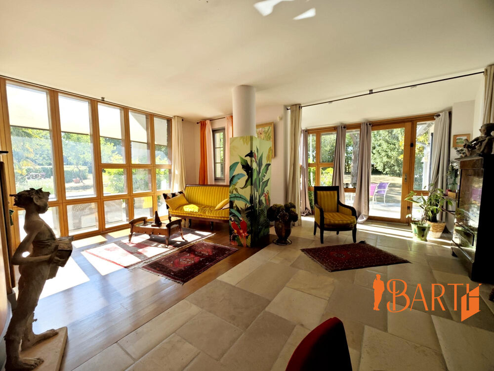 Vente Maison Maison d'architecte de caractère - 250 m² - Parc 7 800 m² - P Bourges