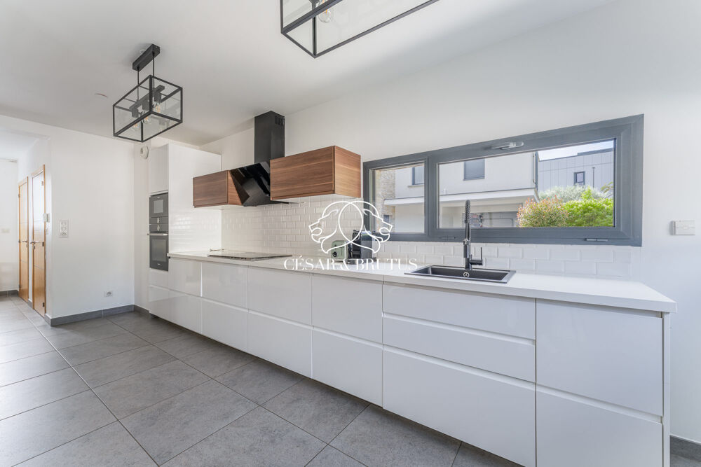 à vendre  Maison Chassieu (69680)