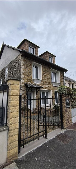  Maison à louer 5 pièces 101 m²