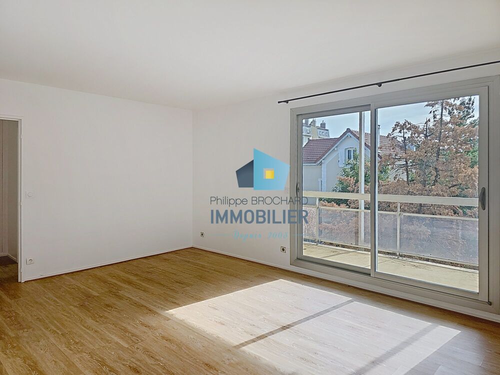 Vente Appartement T3 lumineux 75,70 m² – Balcons – Box Le raincy