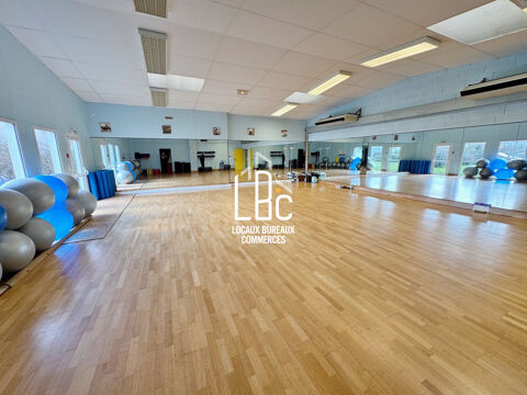   Saint Hilaire de Chaléons - À vendre 575 m ² 