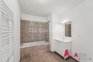  Appartement � vendre 4 pi�ces 80 m�