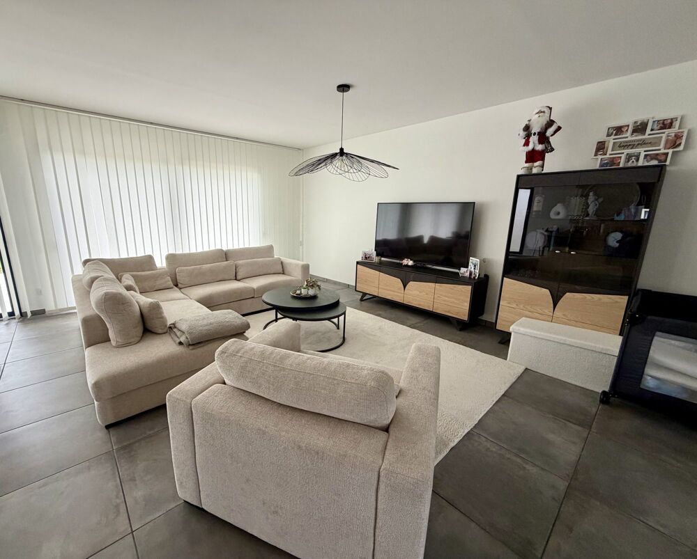 Vente Maison Maison contemporaine avec 5 chambres Saint-ay