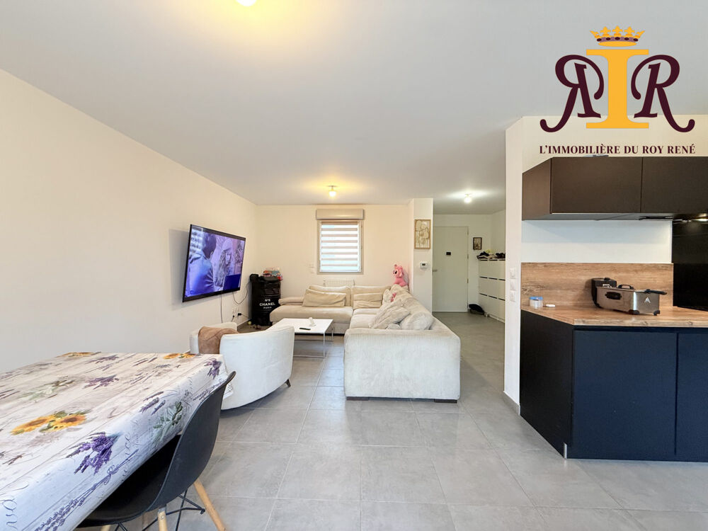 Maison T5 de 105m² plain-pied de vie avec garage et jardin