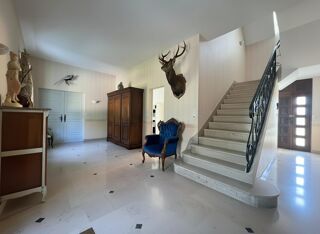  Maison à vendre 10 pièces 285 m²