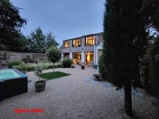  Maison à vendre 7 pièces 243 m²