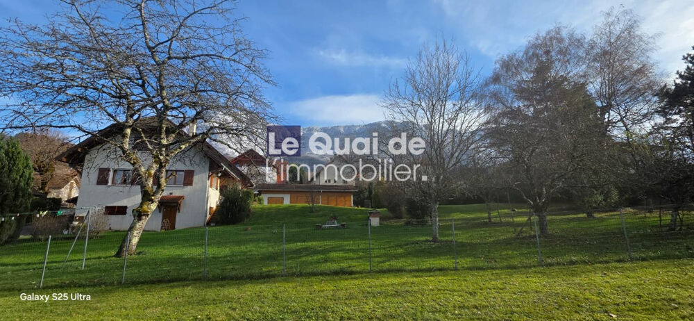   Beau Terrain Constructible à Vendre Mouxy – Vue & Emplacement 