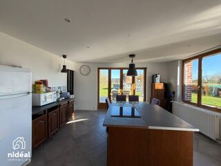  Maison  vendre 6 pices 196 m