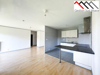  Appartement à louer 2 pièces 51 m²
