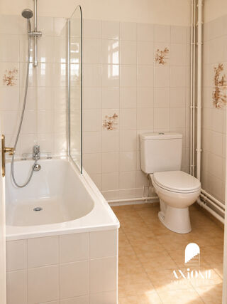  Appartement à louer 2 pièces 67 m²