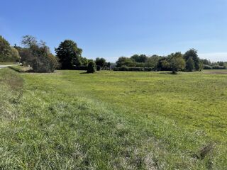   Beau terrain avec PC à la campagne entre Bergerac et Libourne Le fleix