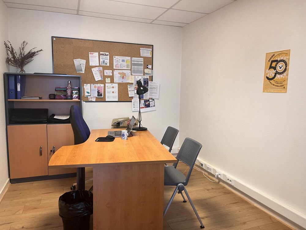   LOCAL D'ENSEMBLE DE BUREAUX Vannes