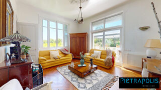  Maison � vendre 9 pi�ces 251 m�