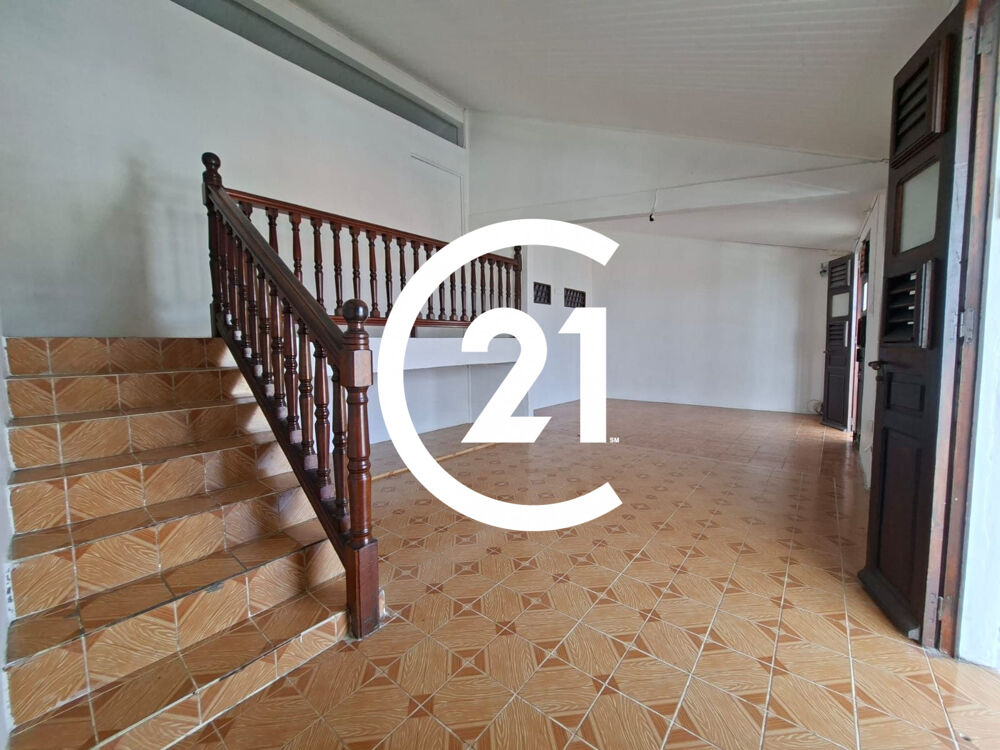 CASE-PILOTE - A LOUER - MAISON T4 - 80 m² - VUE MER