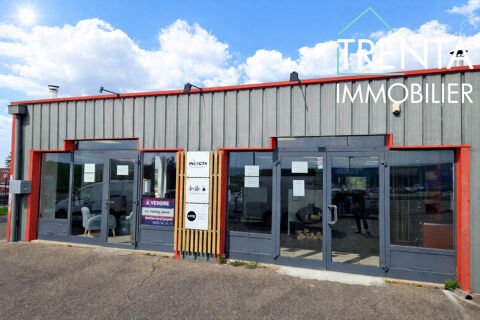 Local commercial id&eacute;alement situ&eacute; – Zone de l'Oasis &agrave; Pus 135000 70000 Pusey