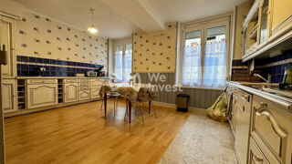  Maison à vendre 9 pièces 235 m²