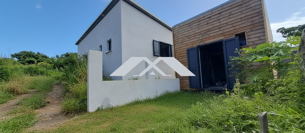 Vente Immeuble OPPORTUNITÉ À SAISIR ENSEMBLE IMMOBILIER SAINT-BENOÎT Saint-benoît