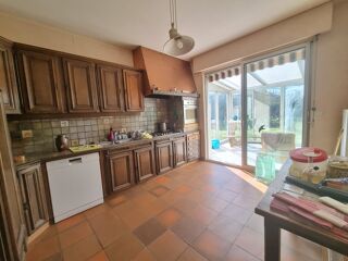  Maison à vendre 9 pièces 235 m²