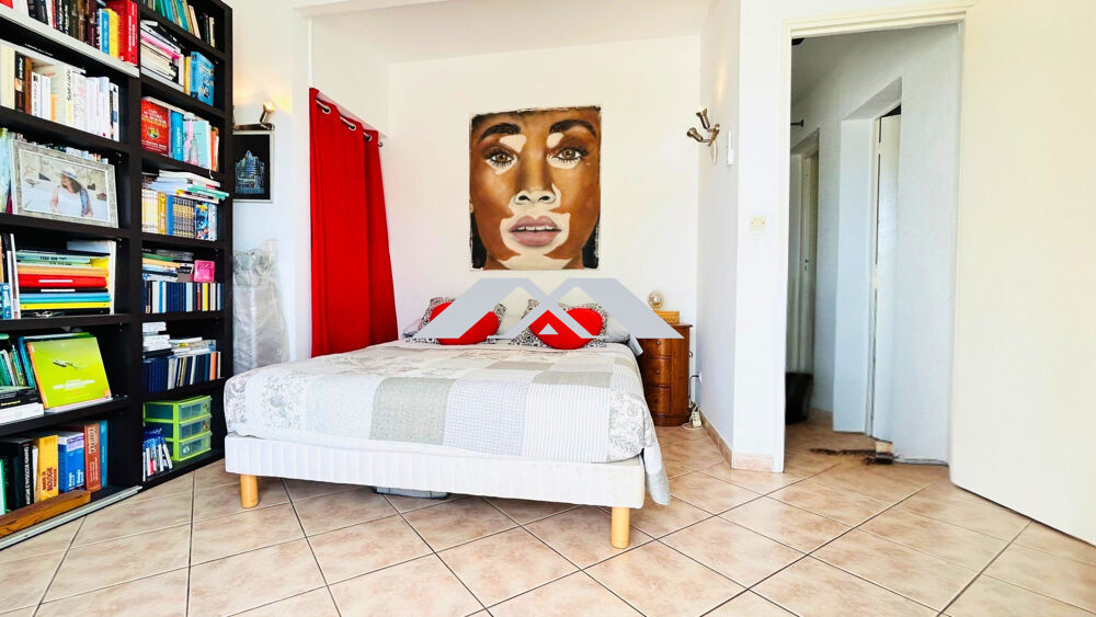 � vendre  Maison Saint-Pierre (97410)