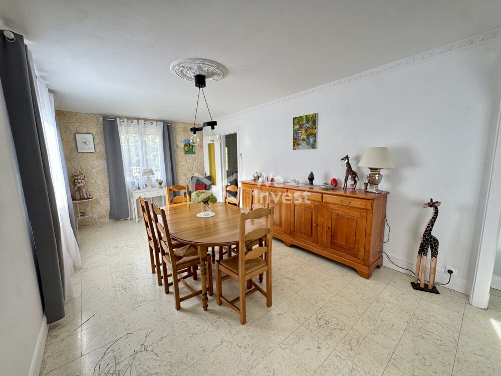 CRÉPY-EN-VALOIS  UNE MAISON OÙ IL N'Y A PLUS QU'À POSE
