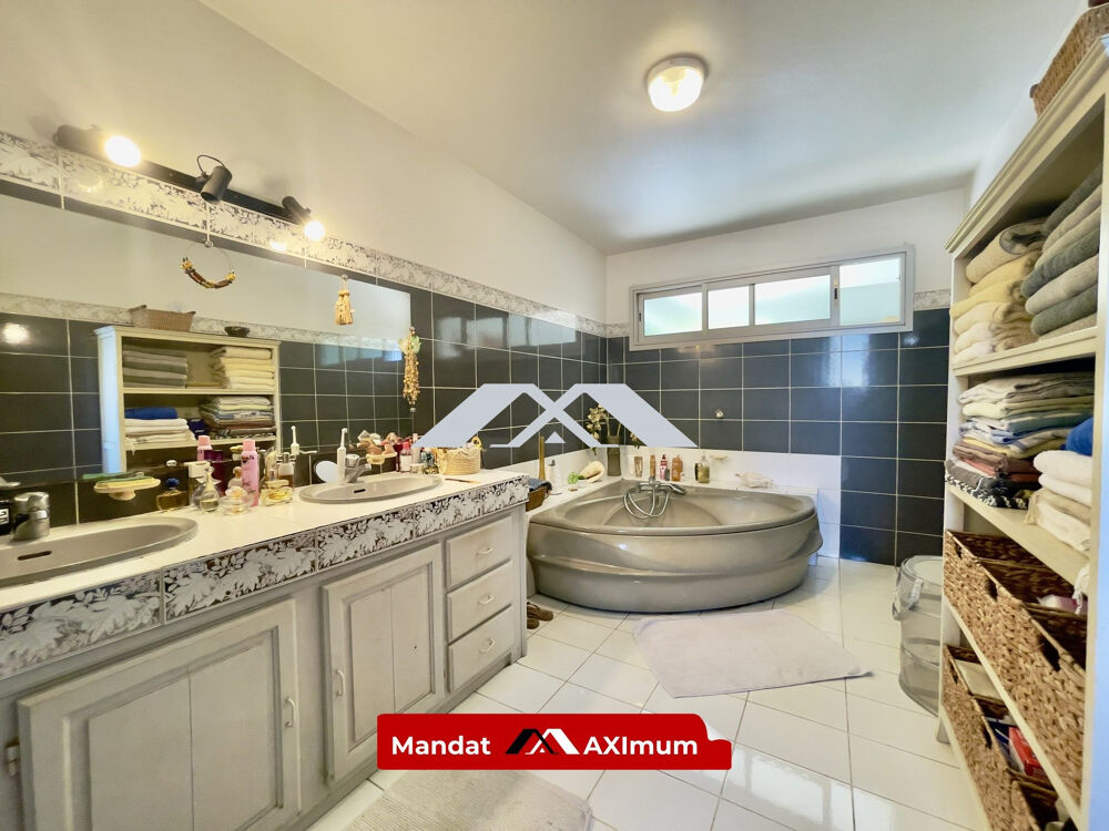 � vendre  Maison Saint-Pierre (97410)