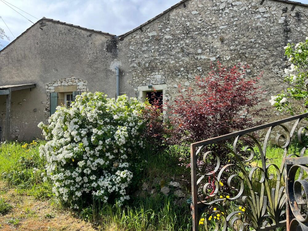 Vente Maison Maison en pierre et ancien fournil commerce à Faux Faux