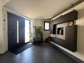  Maison  vendre 6 pices 166 m