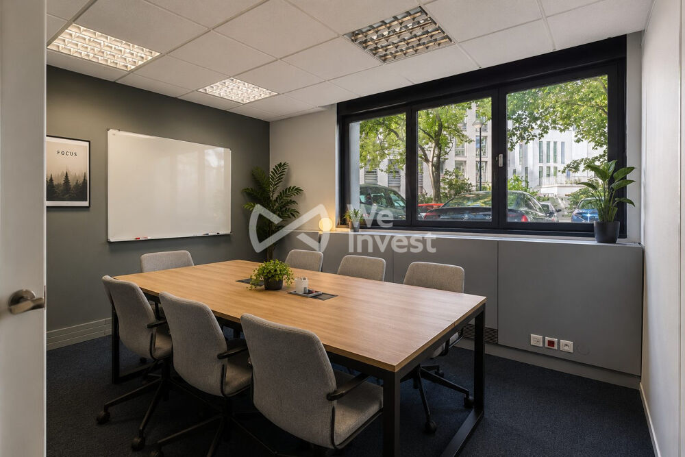   À VENDRE – Bureau de 104 m² en rez-de-chaussée – Villeurb 