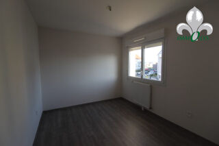  Appartement à louer 3 pièces 60 m²