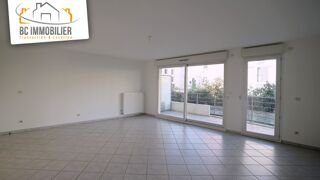  Appartement à louer 4 pièces 112 m²