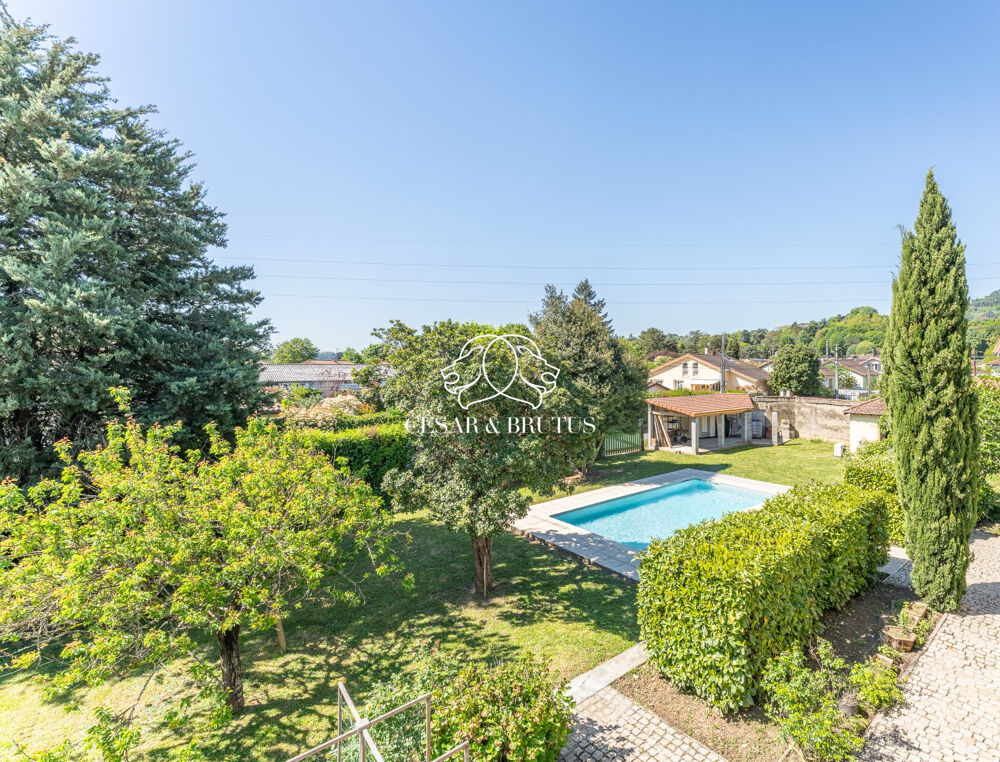� vendre  Maison Collonges-au-Mont-d'Or (69660)