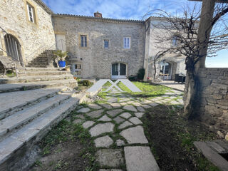  Maison à vendre 12 pièces 280 m²