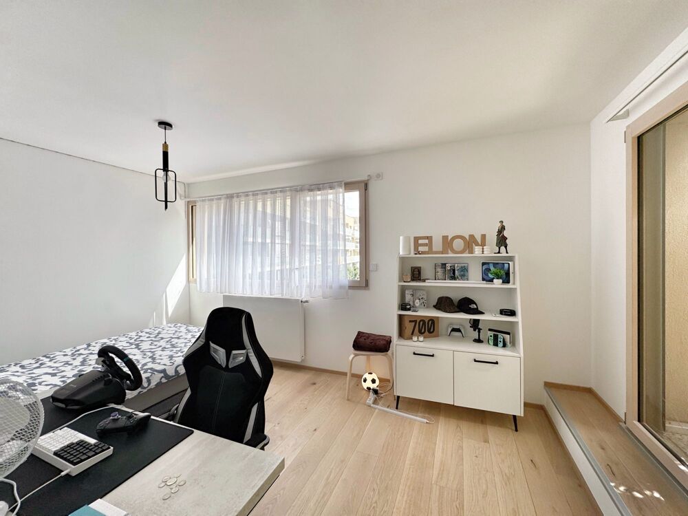 à vendre  Appartement Ferney-Voltaire (01210)