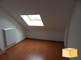  Appartement à louer 2 pièces 56 m²