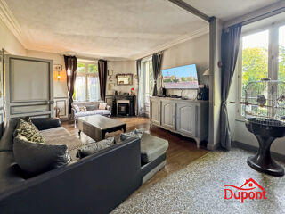  Maison  vendre 8 pices 190 m