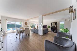  Maison  vendre 6 pices 227 m