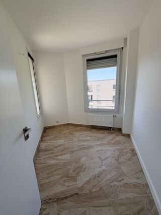  Colocation Demande5 pièces 121 m² Villeurbanne